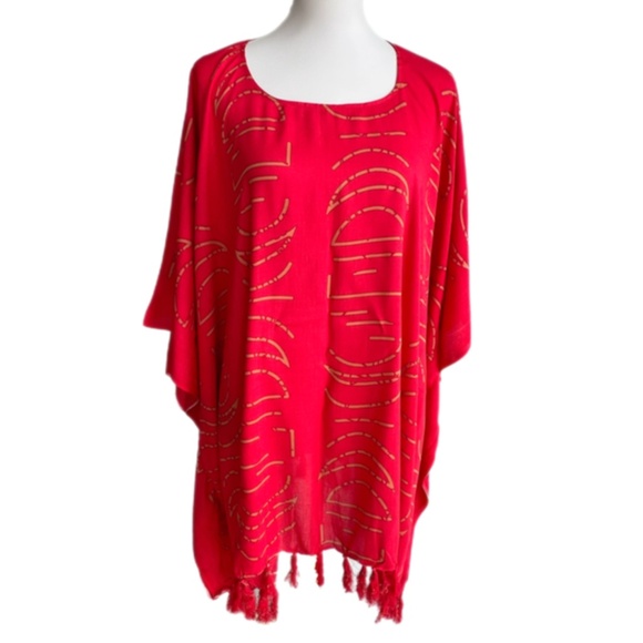 0097/ Bright Red Moon Chase Pattern Poncho - Picture 1 of 10